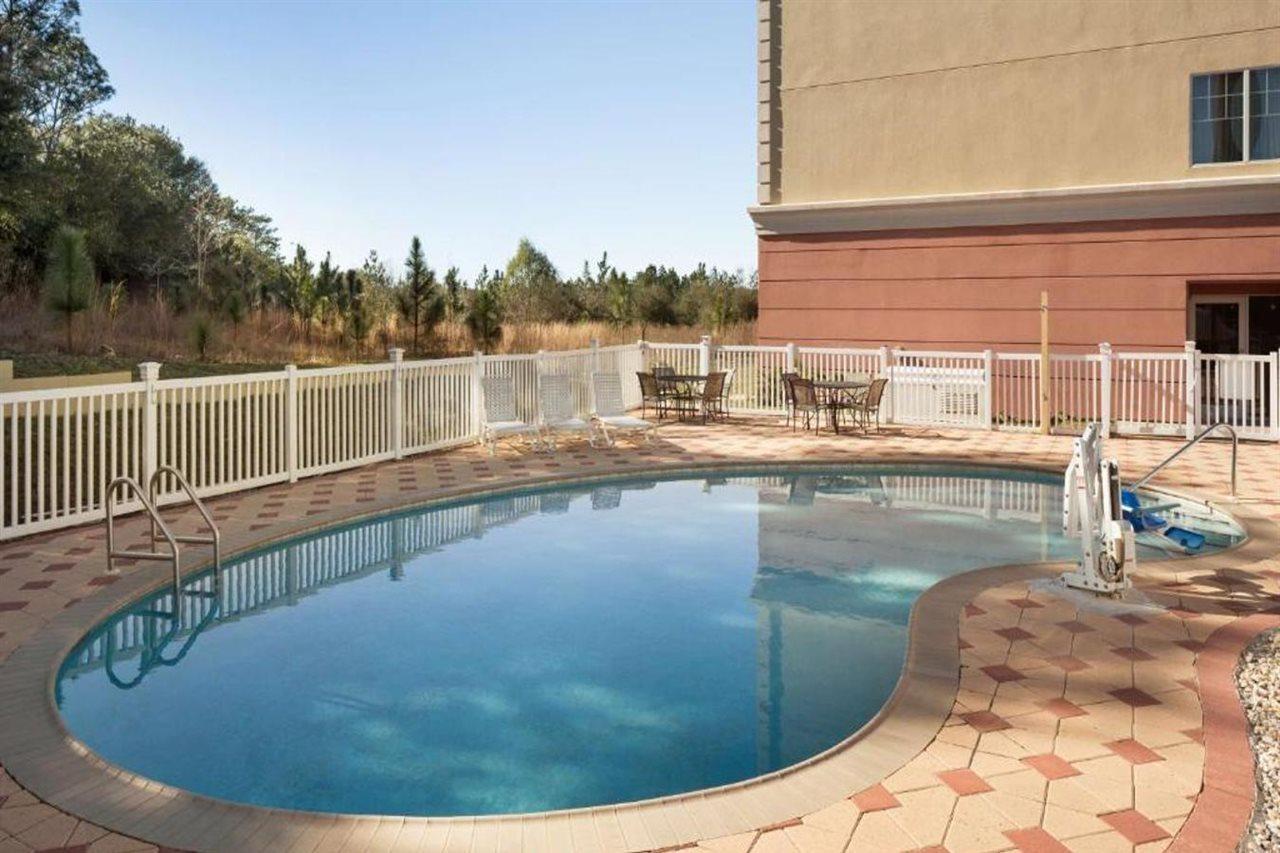 Country Inn & Suites By Radisson, Crestview, Fl 외부 사진